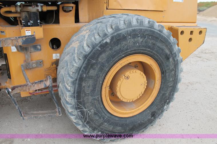 image for item L4362 1999 Case 621C XR wheel loader