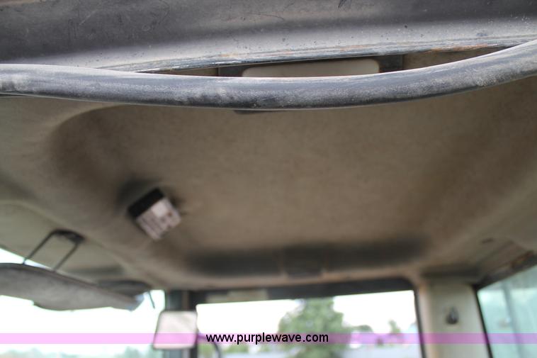 image for item L4362 1999 Case 621C XR wheel loader