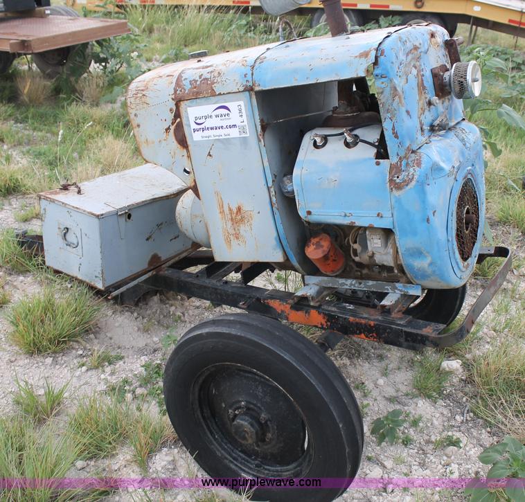 image for item L4363 Lincoln welder