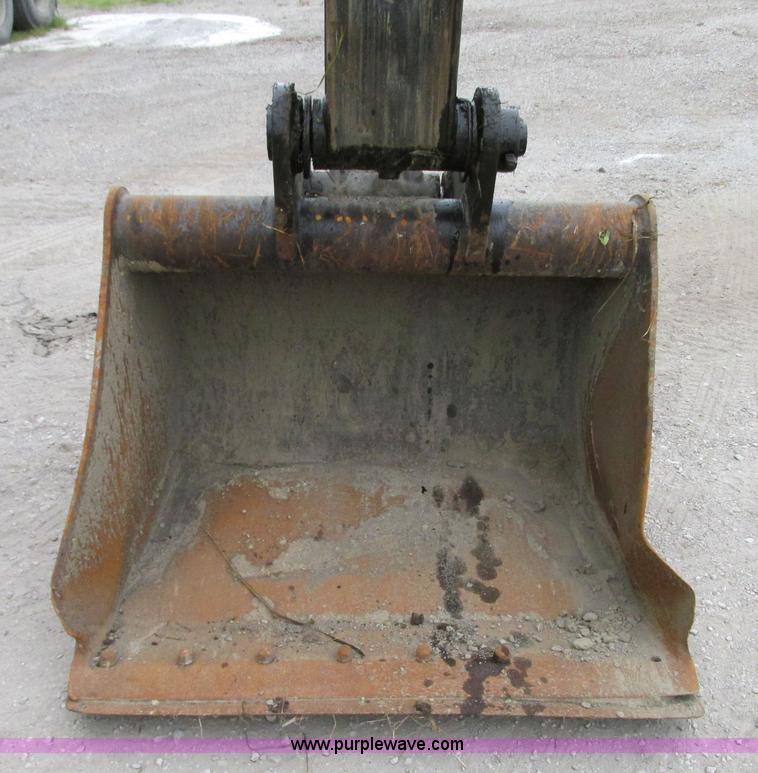 image for item R9338 1997 Komatsu PC220LC-6LE long reach excavator