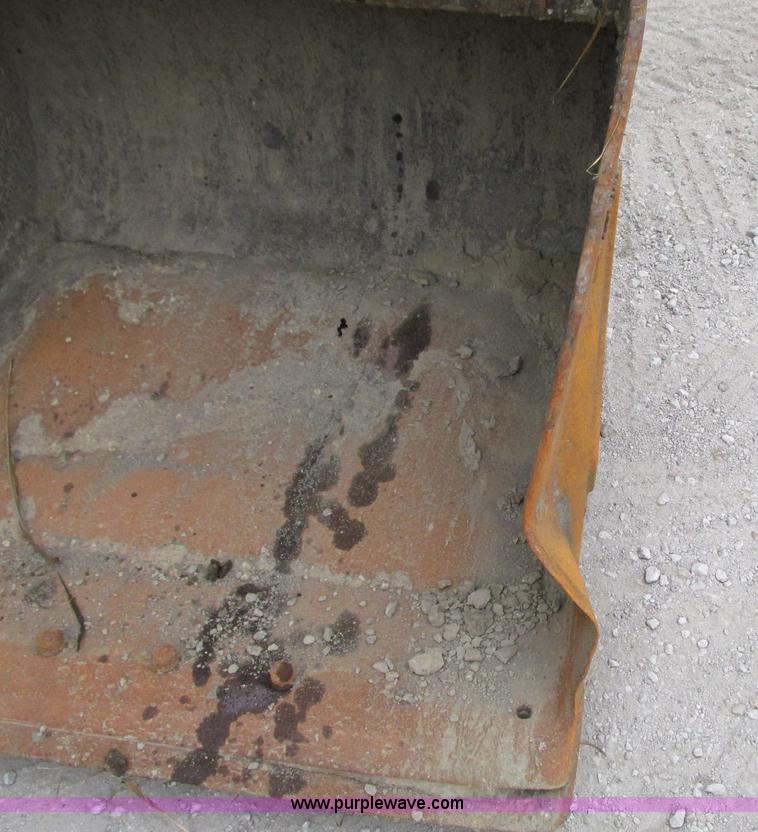 image for item R9338 1997 Komatsu PC220LC-6LE long reach excavator