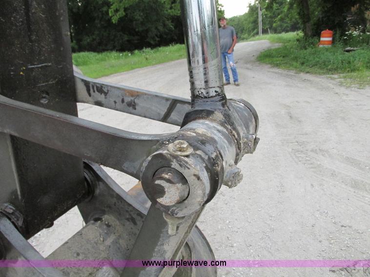 image for item R9338 1997 Komatsu PC220LC-6LE long reach excavator