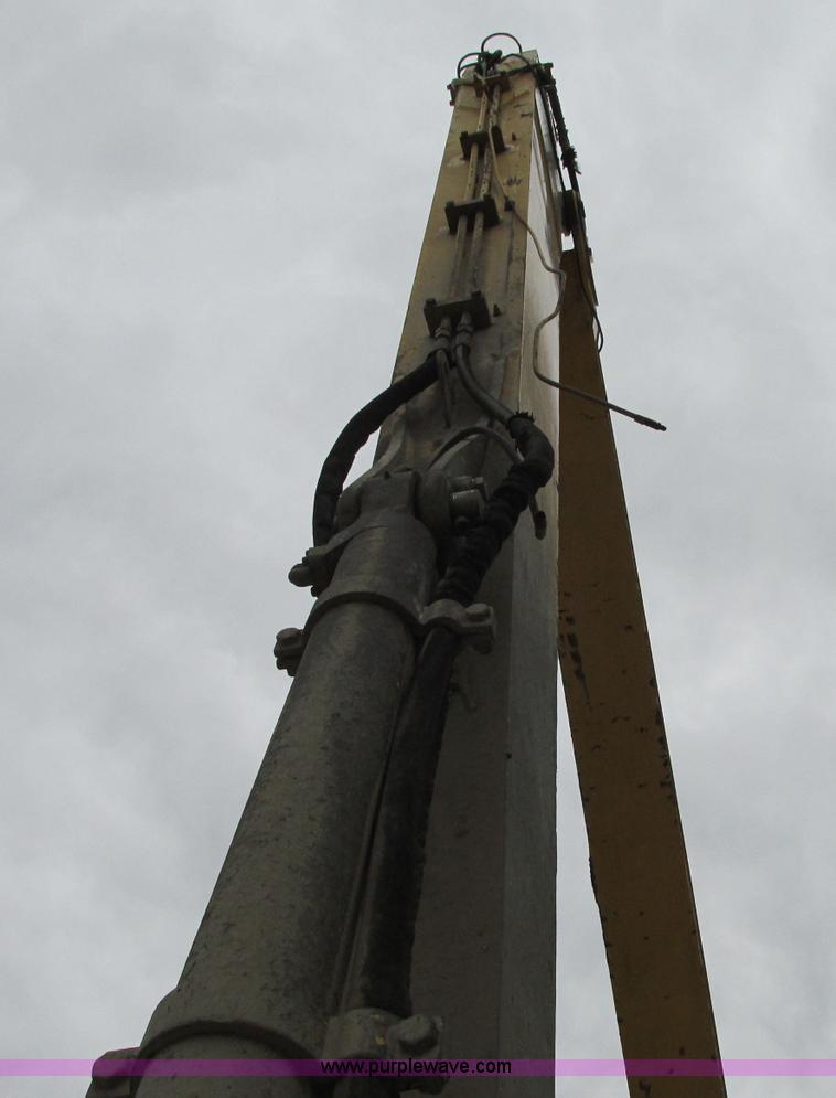 image for item R9338 1997 Komatsu PC220LC-6LE long reach excavator