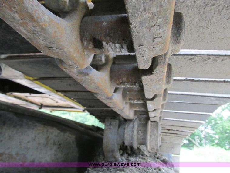 image for item R9338 1997 Komatsu PC220LC-6LE long reach excavator