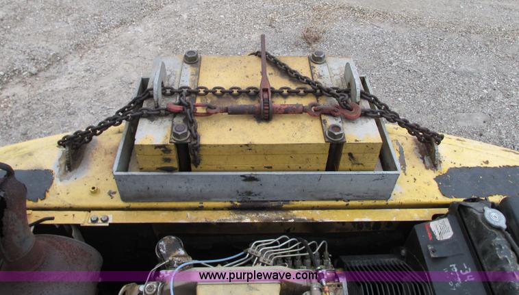 image for item R9338 1997 Komatsu PC220LC-6LE long reach excavator