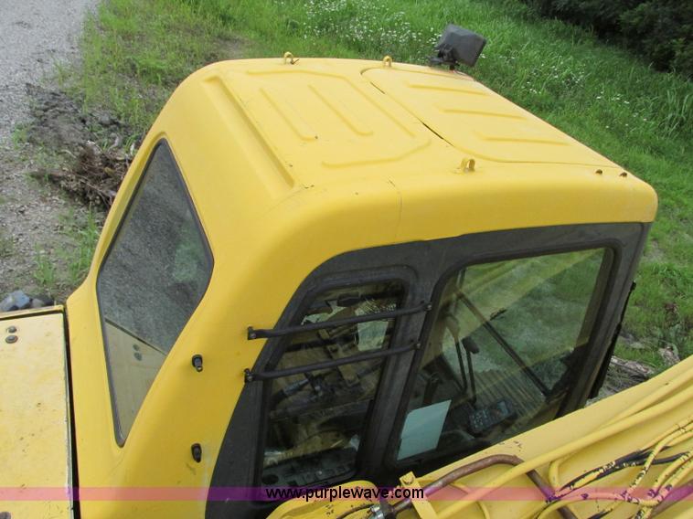 image for item R9338 1997 Komatsu PC220LC-6LE long reach excavator