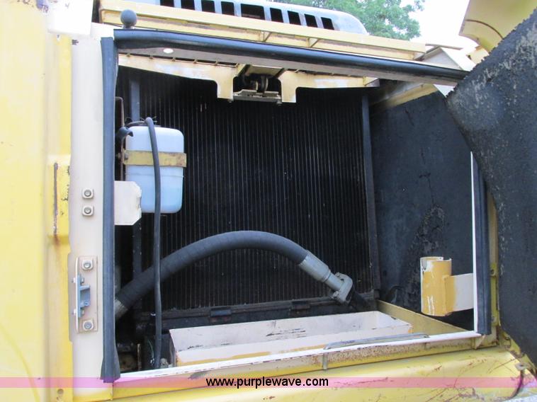 image for item R9338 1997 Komatsu PC220LC-6LE long reach excavator