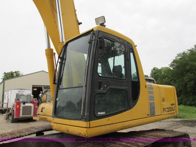 image for item R9338 1997 Komatsu PC220LC-6LE long reach excavator