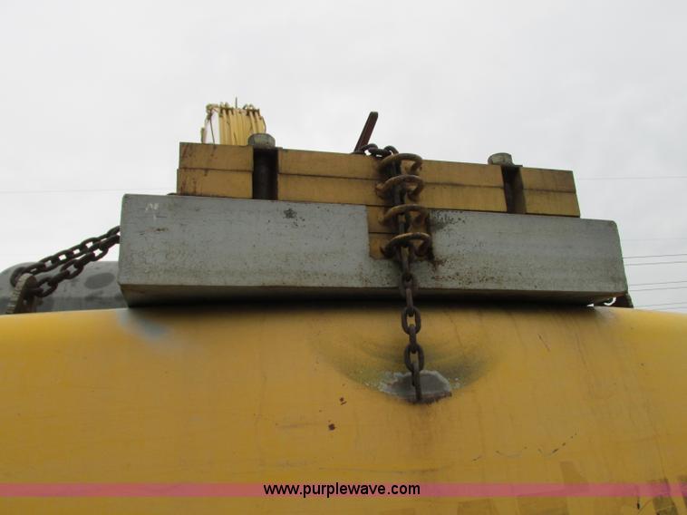 image for item R9338 1997 Komatsu PC220LC-6LE long reach excavator