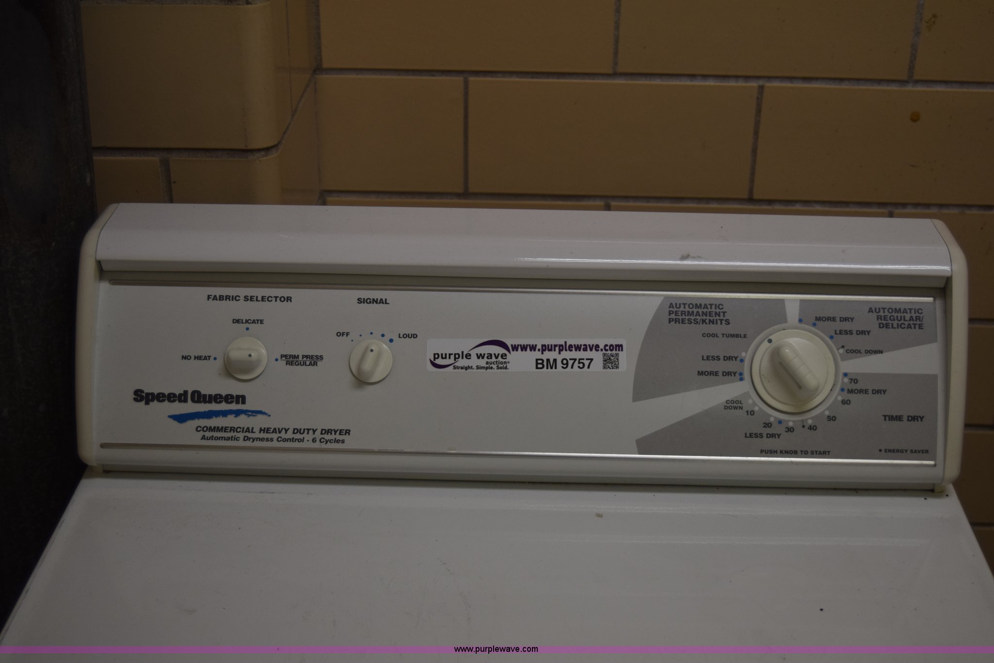 Washer and dryer in Wichita, KS Item BM9757 sold Purple Wave