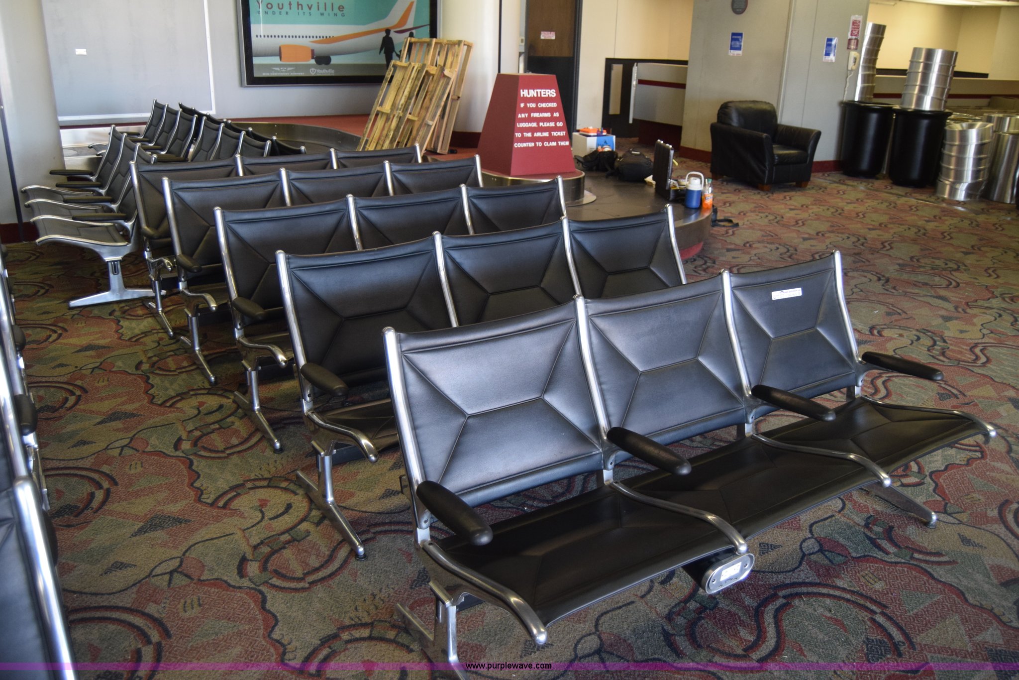 (10) Herman Miller airport seating in Wichita, KS Item BQ9509 sold