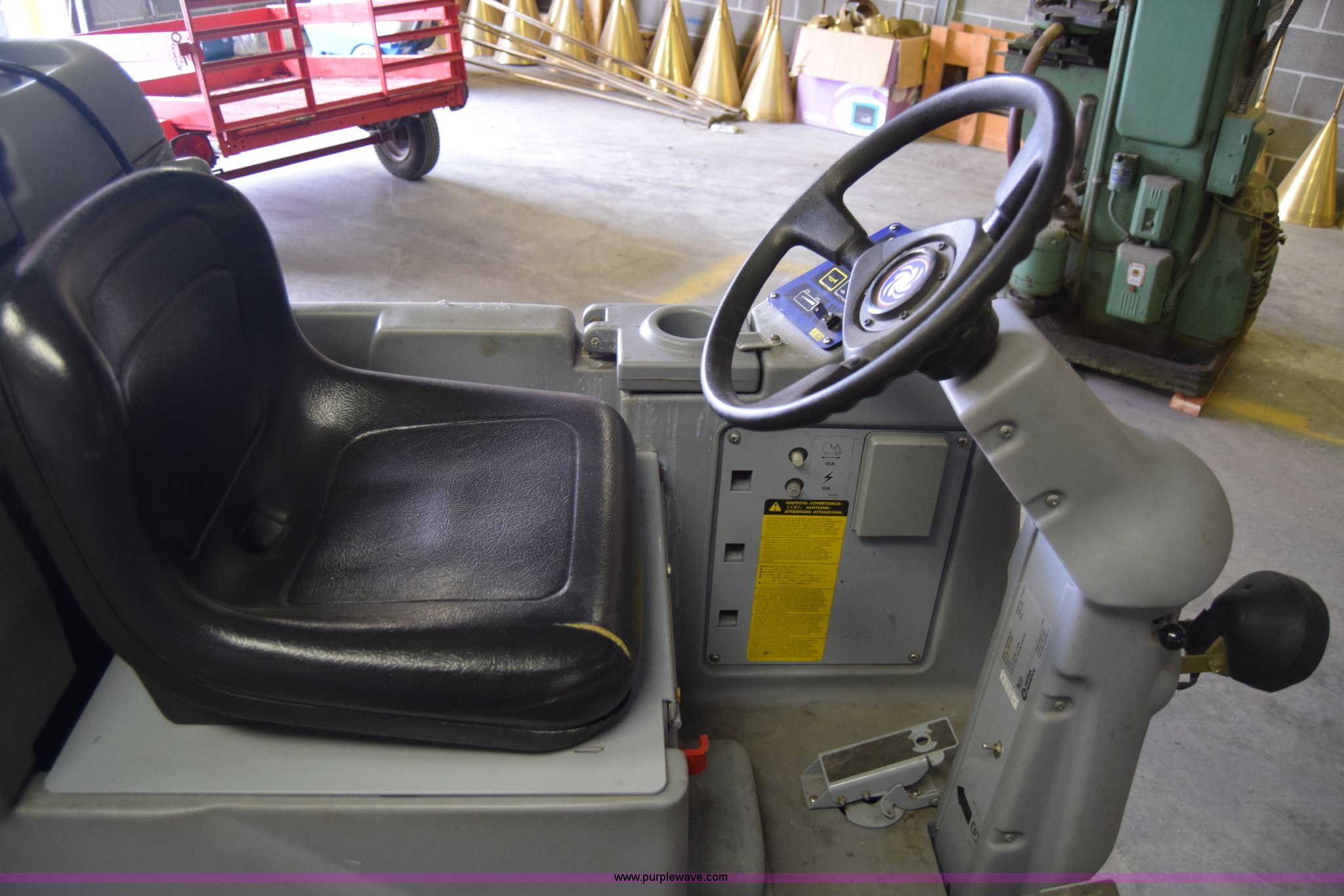 Nilfisk/Advance AquaRide carpet cleaner in Wichita, KS Item BR9729