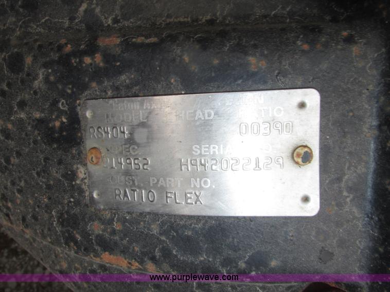 image for item H4558 1995 Volvo WIA semi truck