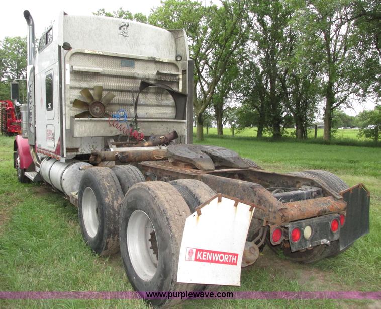 image for item H4560 1999 Kenworth W900L semi truck