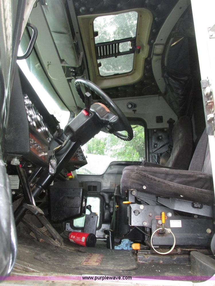 image for item H4560 1999 Kenworth W900L semi truck