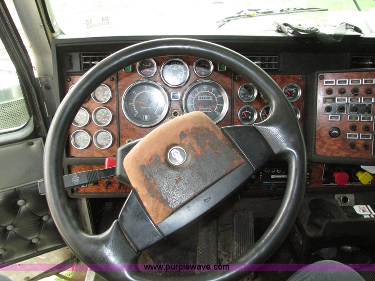 image for item H4560 1999 Kenworth W900L semi truck