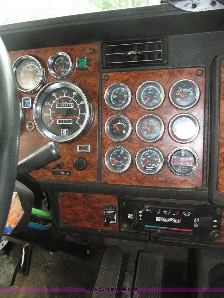 image for item H4560 1999 Kenworth W900L semi truck