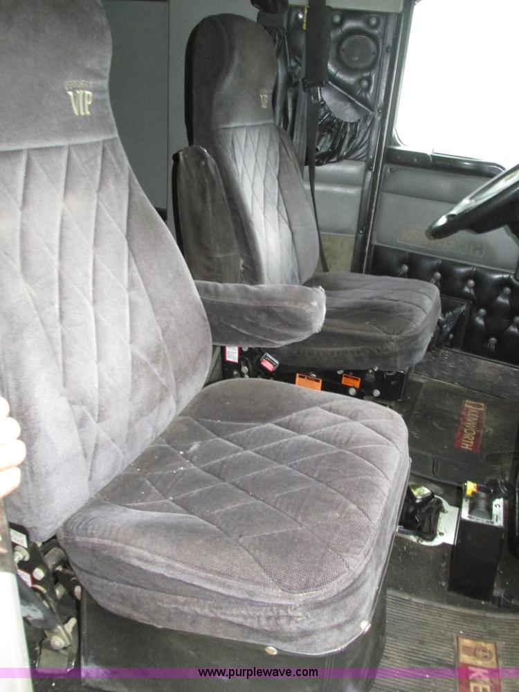 image for item H4560 1999 Kenworth W900L semi truck