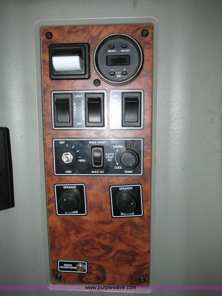 image for item H4560 1999 Kenworth W900L semi truck