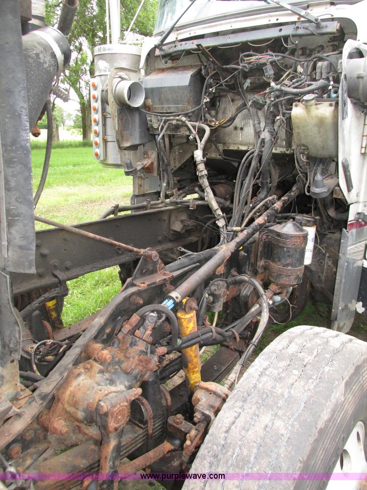 image for item H4560 1999 Kenworth W900L semi truck