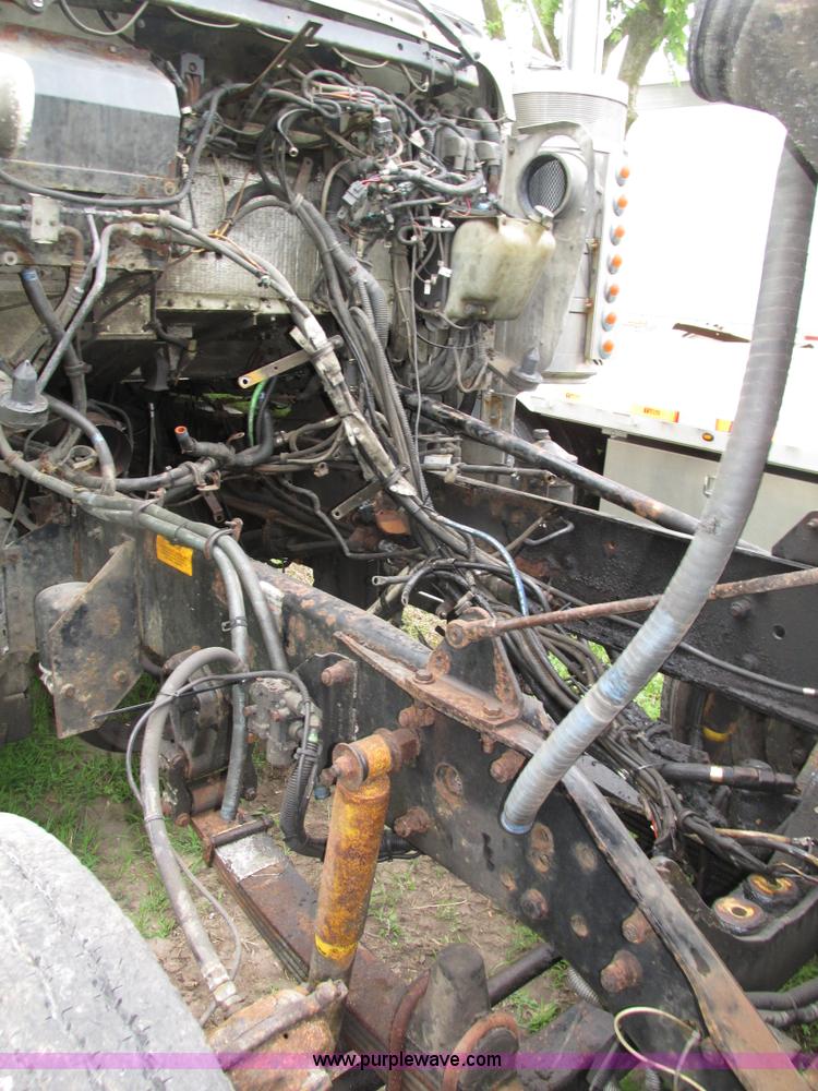 image for item H4560 1999 Kenworth W900L semi truck