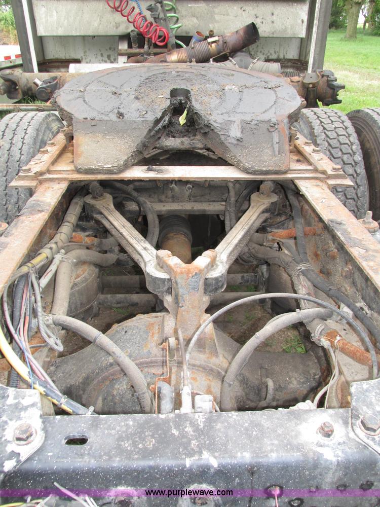 image for item H4560 1999 Kenworth W900L semi truck