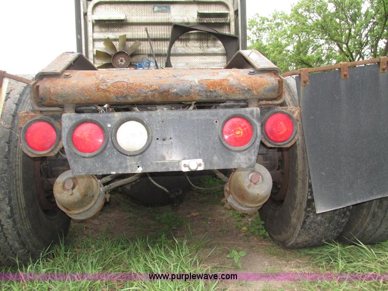 image for item H4560 1999 Kenworth W900L semi truck