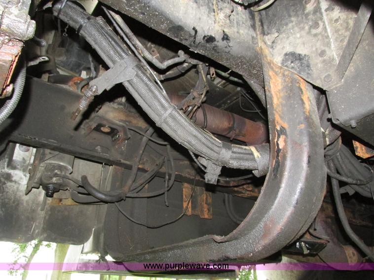 image for item H4560 1999 Kenworth W900L semi truck