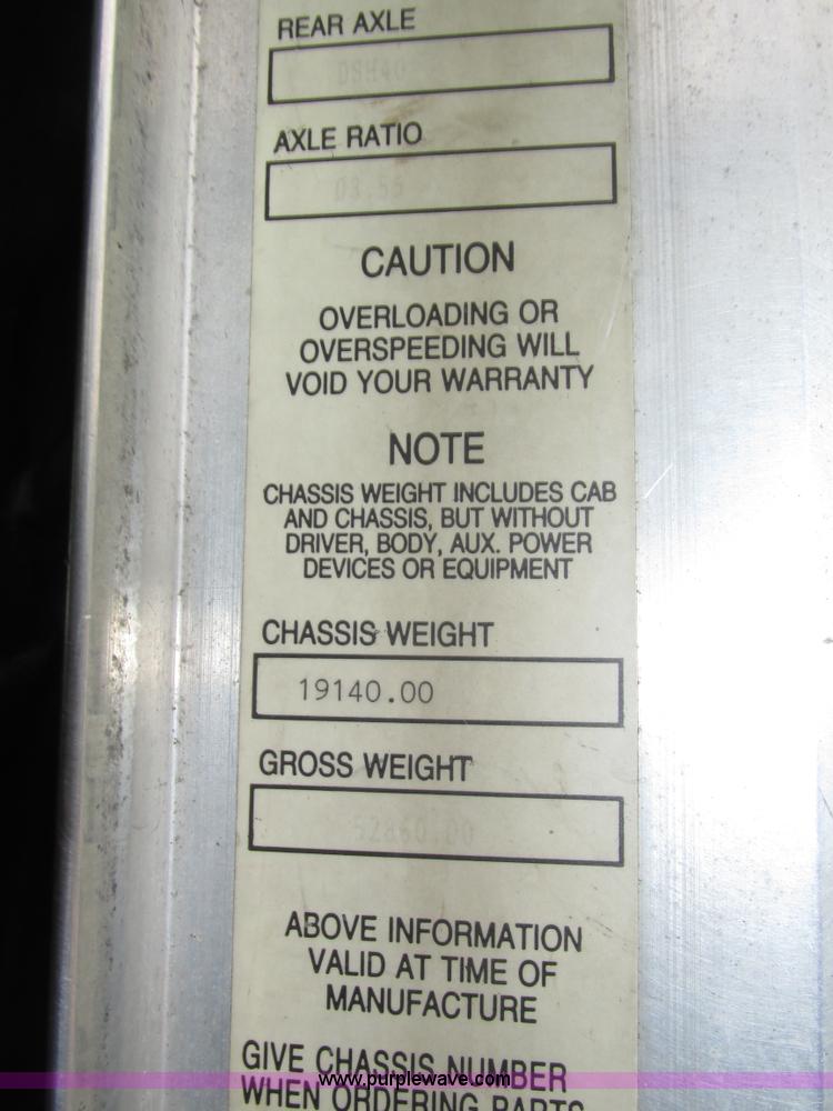 image for item H4560 1999 Kenworth W900L semi truck