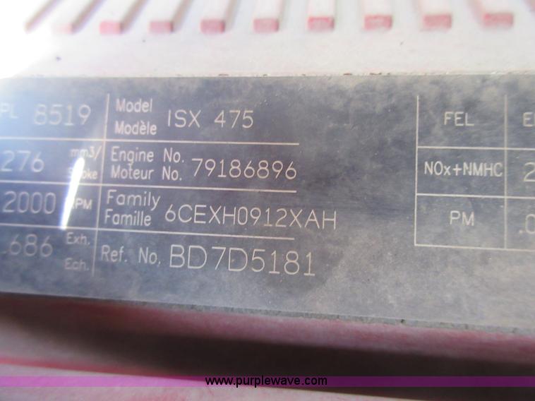 image for item I2051 2007 International 9200i semi truck