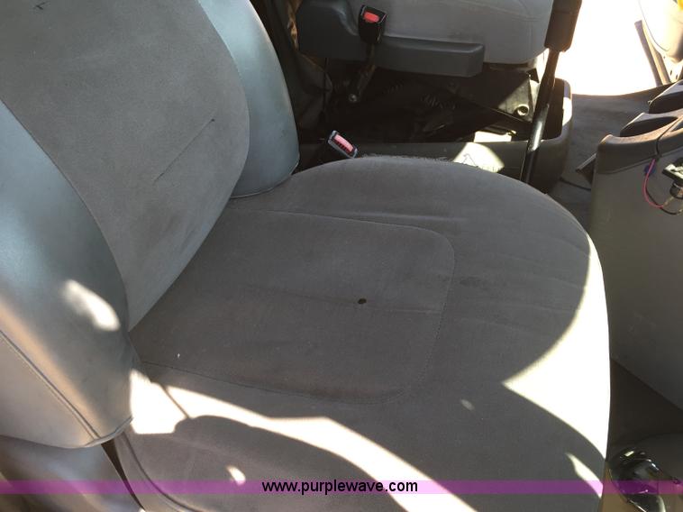 image for item J1749 2003 Freightliner Century Class ST120 semi truck