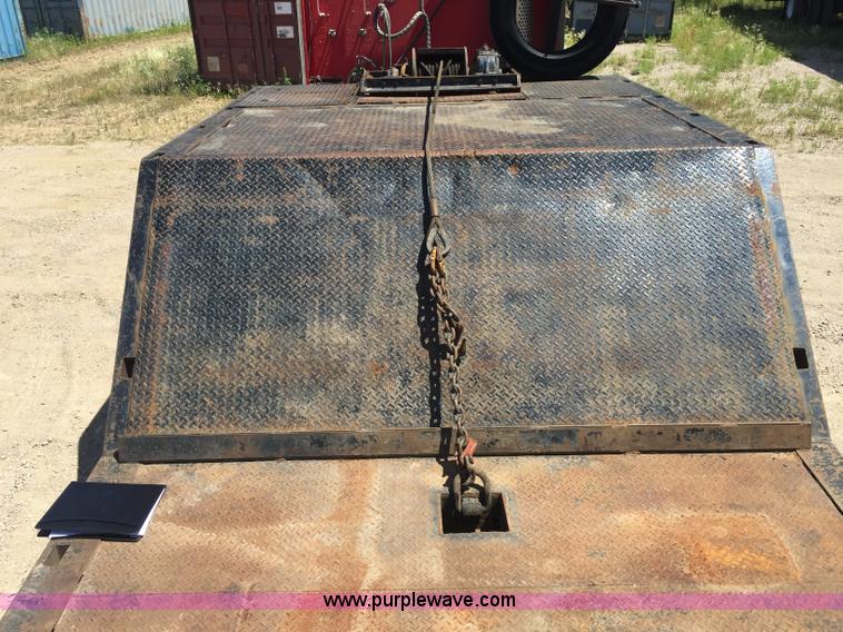 image for item J1750 1999 Trail-Eze drop deck trailer