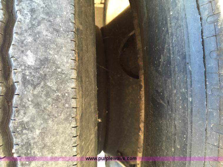 image for item J1750 1999 Trail-Eze drop deck trailer