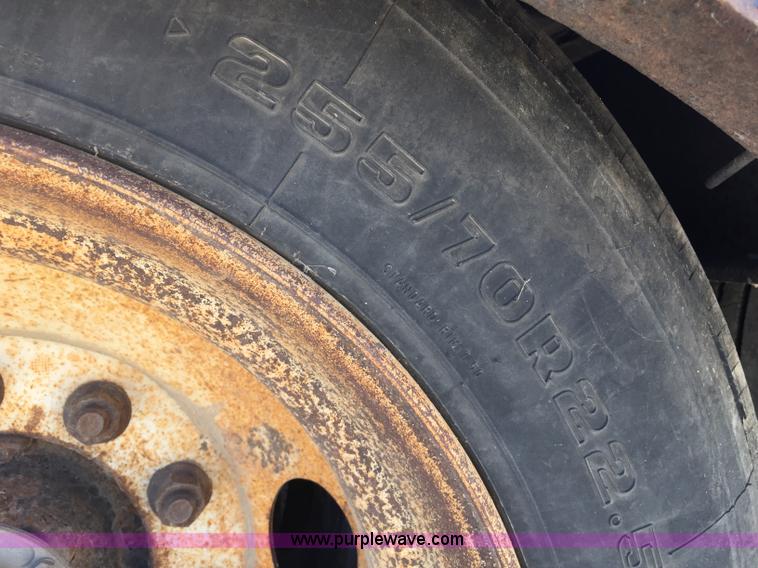 image for item J1750 1999 Trail-Eze drop deck trailer