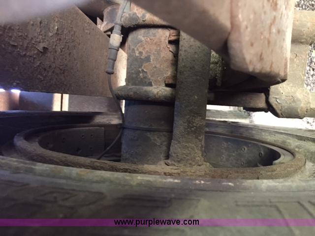 image for item J1750 1999 Trail-Eze drop deck trailer