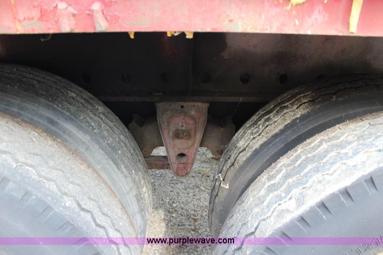 image for item J5862 1977 Budd equipment trailer