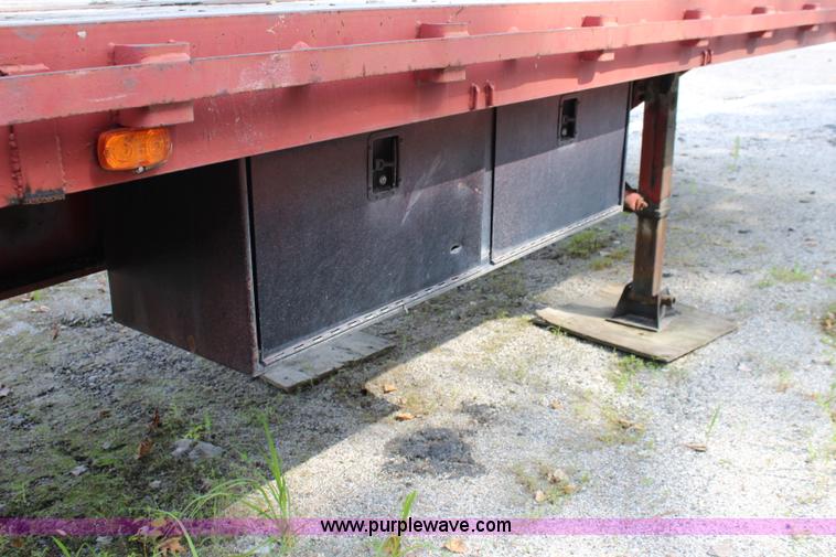 image for item J5862 1977 Budd equipment trailer