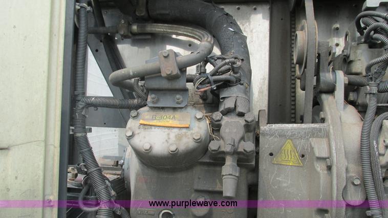 image for item J8552 2007 Wabash refrigerated van trailer