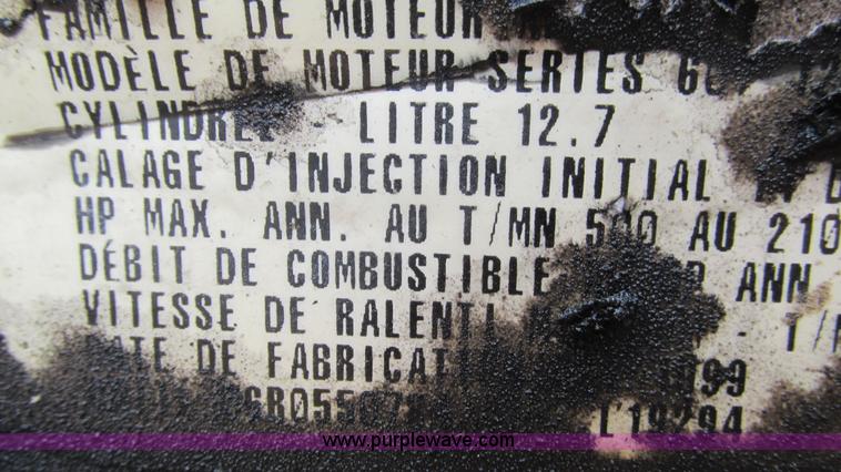 image for item J8554 2000 Peterbilt 377 semi truck