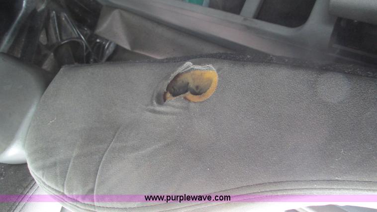 image for item J8555 2007 Freightliner Columbia semi truck