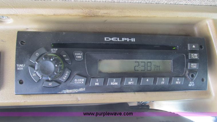 image for item J8557 1999 Kenworth T600 semi truck