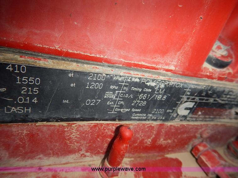 image for item K1530 2008 Peterbilt 384 semi truck