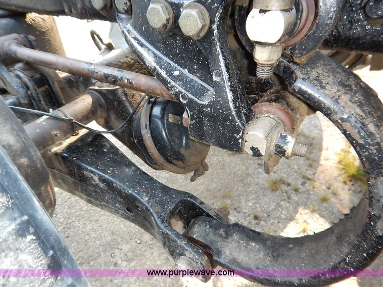 image for item K1530 2008 Peterbilt 384 semi truck