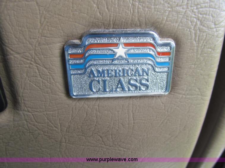 image for item K5734 2004 Peterbilt 379 semi truck