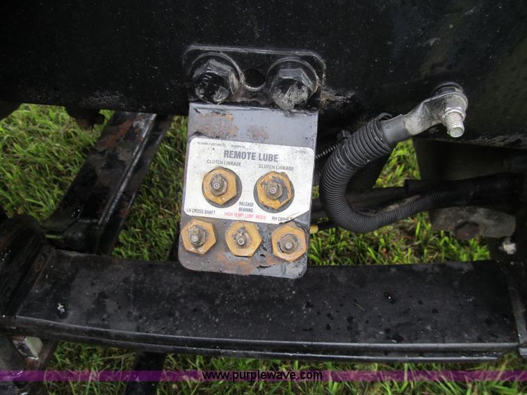 image for item K5734 2004 Peterbilt 379 semi truck