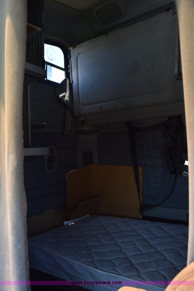 image for item K6141 1998 International Century FLC120 semi truck