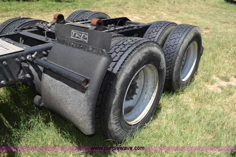 image for item K6148 2003 Freightliner Century ST120 semi truck