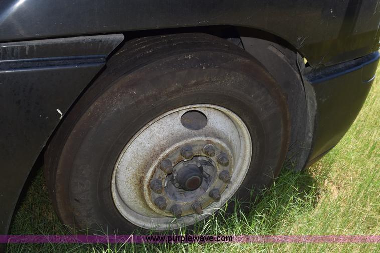 image for item K6148 2003 Freightliner Century ST120 semi truck