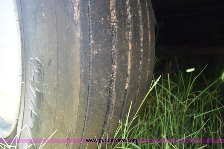 image for item K6148 2003 Freightliner Century ST120 semi truck