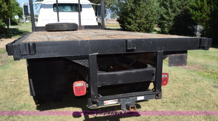 image for item K6171 1987 GMC 6000 flatbed truck